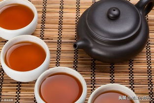 判断茶叶品质的好坏主要从茶叶外形汤色香气和什么来看